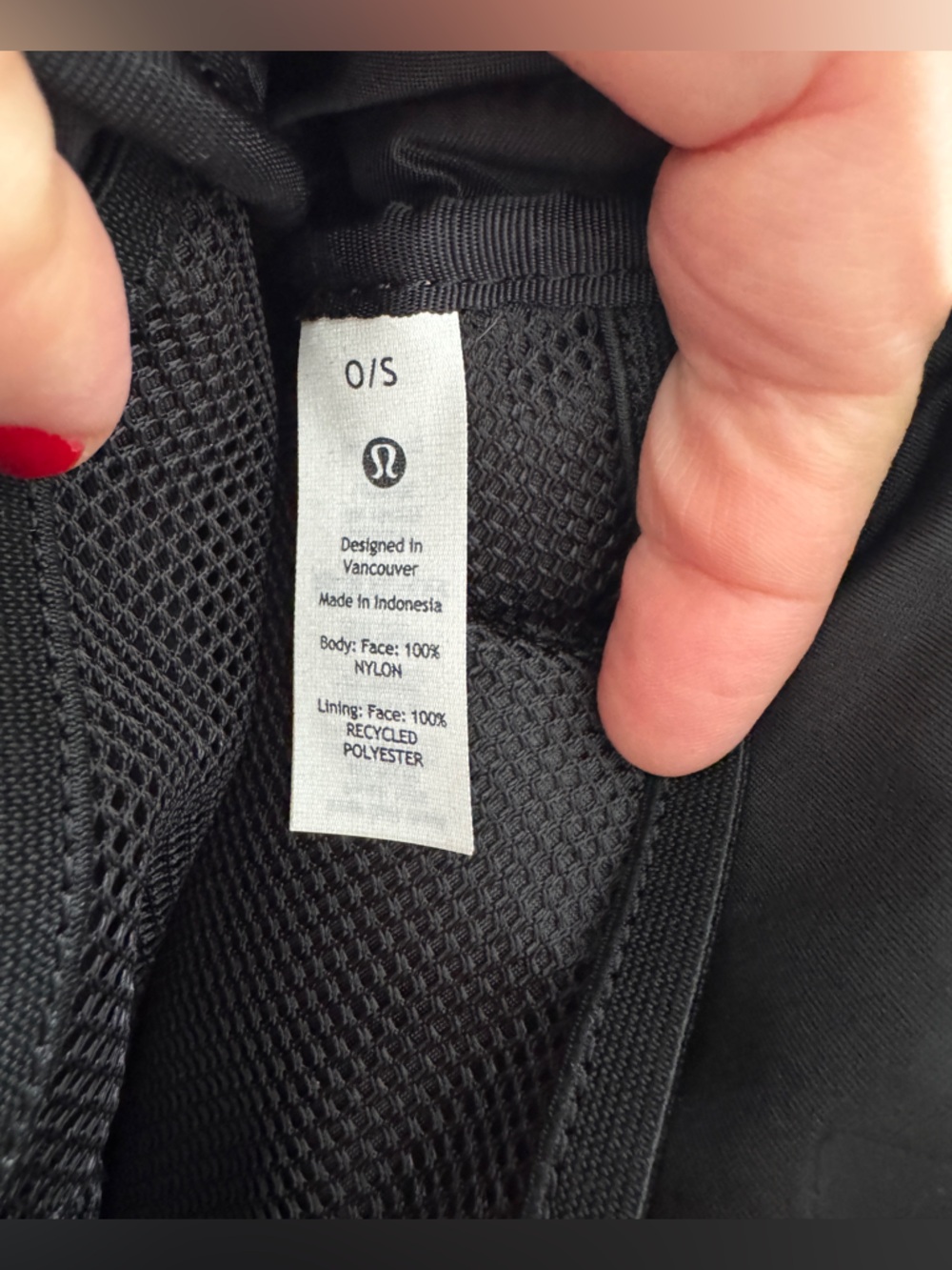 EUC lululemon Everywhere Belt Bag Large *Wunder Puff in black style LU9BH0S - Picture 4 of 13